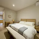 New Beautiful Loft - Ks Bed- Air Conditioner